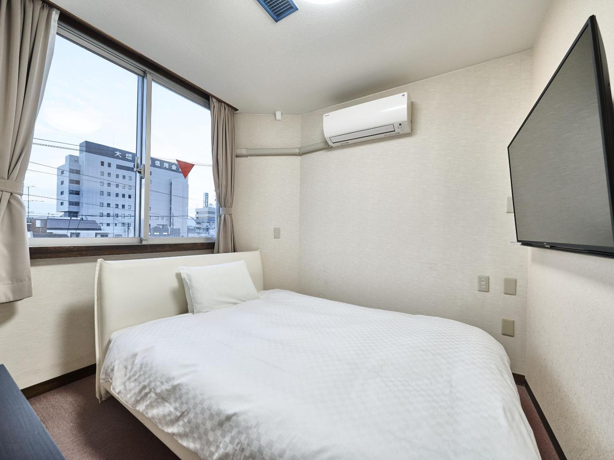 Okasan Hotel أوغاكي الغرفة الصورة